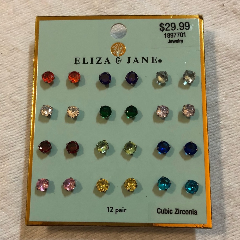 12 pairs Eliza&jane Earrings - Picture 4 of 7